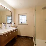 מלון Alpen Glueck Lisa Garni 4*