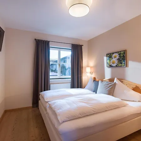 Alpen Glueck Lisa Garni קירשברג אין טירול