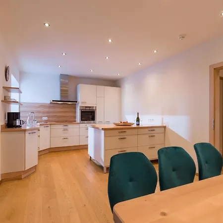 Alpen Glueck Lisa Garni 4* كيرشبرغ ان تيرول