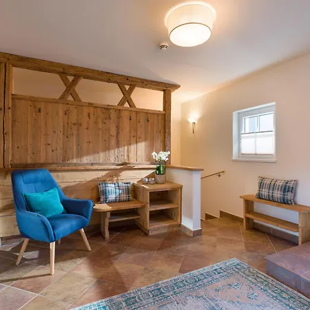 Alpen Glueck Lisa Garni 4*