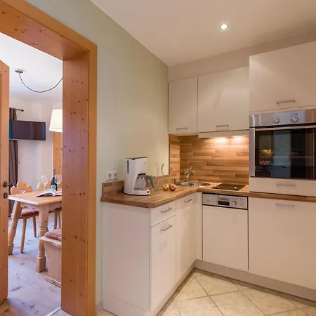 Alpen Glück Lisa Garni Hotel