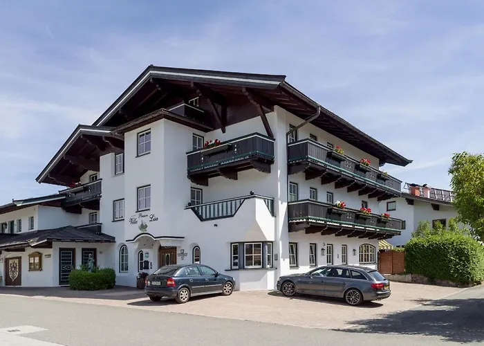 Alpen Glueck Lisa Garni מלון 4*