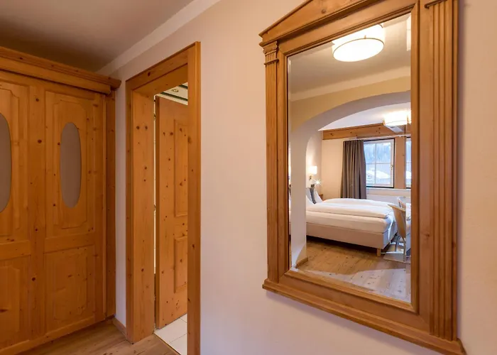 Alpen Glueck Lisa Garni מלון 4*