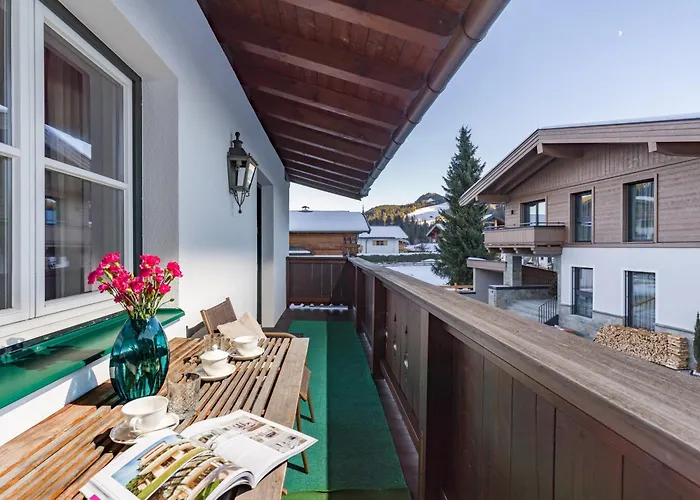 Alpen Glueck Lisa Garni 4* קירשברג אין טירול