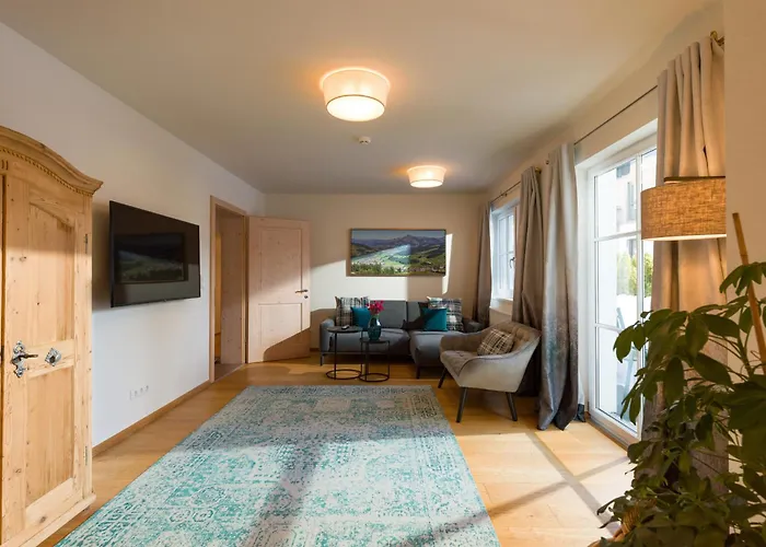 Alpen Glueck Lisa Garni מלון 4*