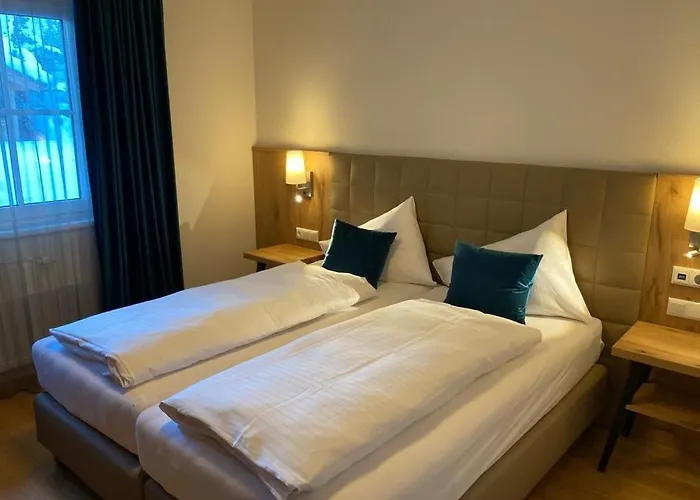 Alpen Glueck Lisa Garni מלון 4*