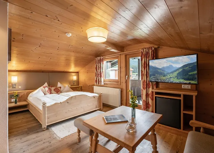 מלון Alpen Glueck Lisa Garni קירשברג אין טירול