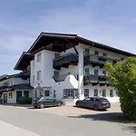 Alpen Glück Lisa Garni Otel Kirchberg in Tirol