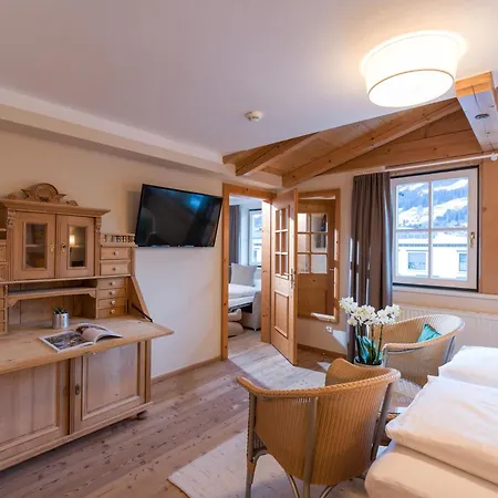 Alpen Glueck Lisa Garni Hotel