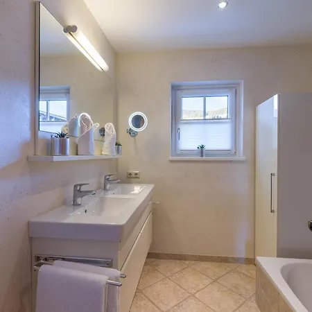 Alpen Glück Lisa Garni Otel 4*