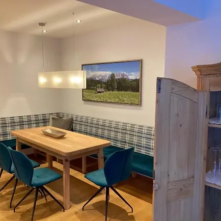 Otel Alpen Glück Lisa Garni 4*