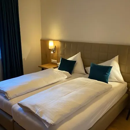Alpen Glueck Lisa Garni Hotel 4*