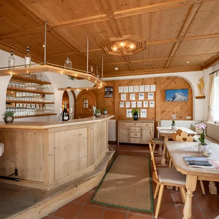 Otel Alpen Glück Lisa Garni Kirchberg in Tirol