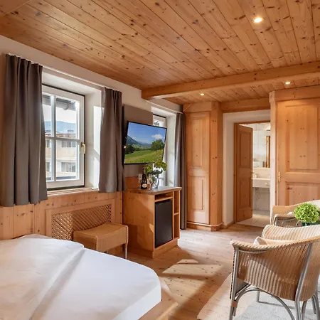 Alpen Glück Lisa Garni