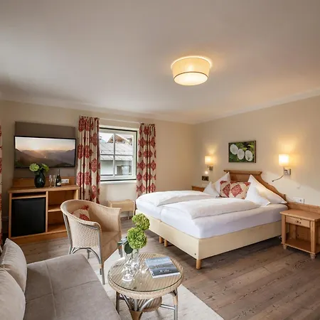 Alpen Glueck Lisa Garni Hotel Kirchberg in Tirol
